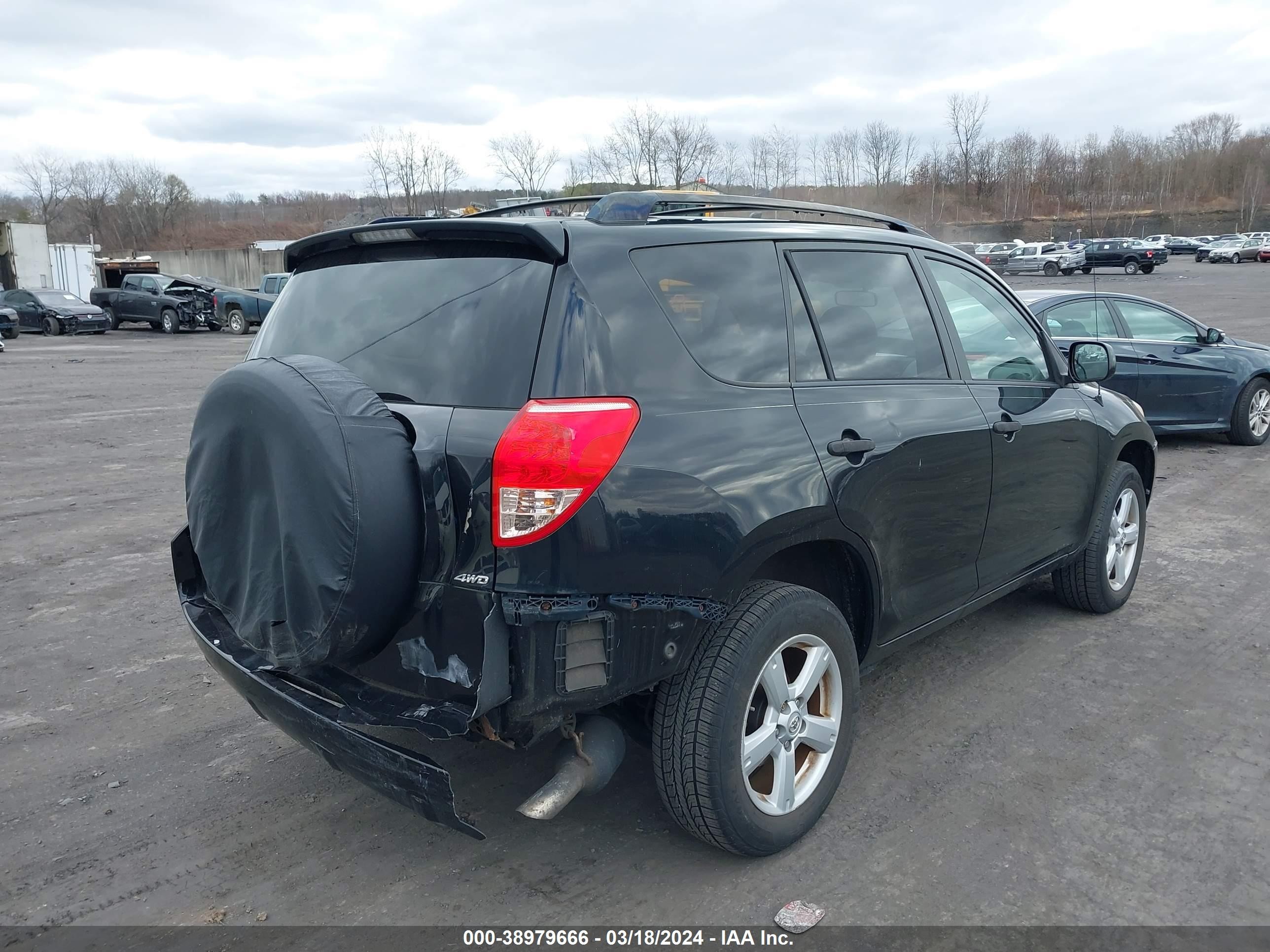 Photo 3 VIN: JTMBK35V185044385 - TOYOTA RAV 4 