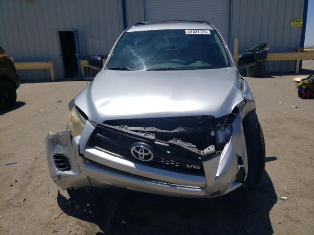 Photo 4 VIN: JTMBK4DV7AD011152 - TOYOTA RAV4 