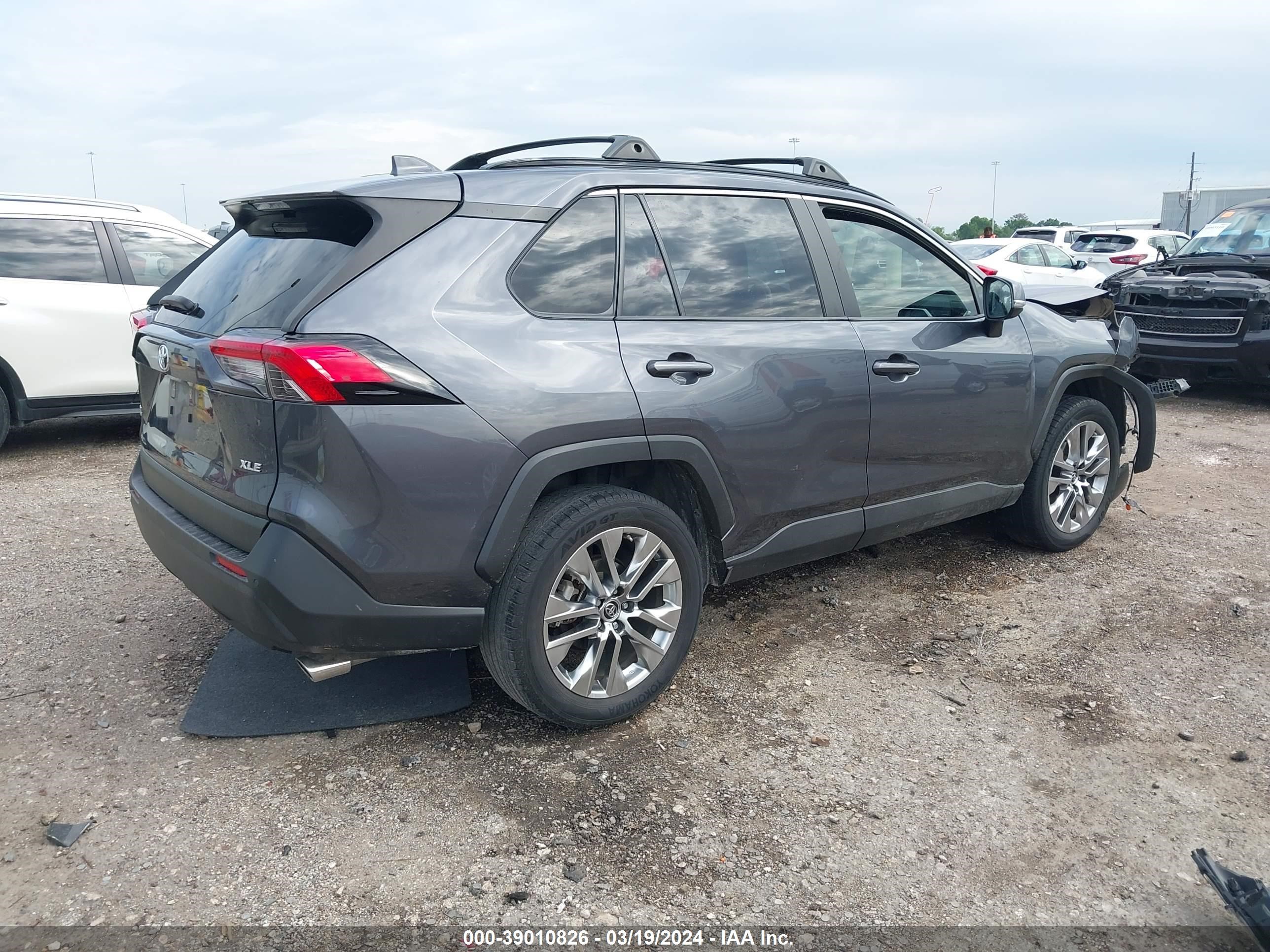 Photo 3 VIN: JTMC1RFV0KD501984 - TOYOTA RAV 4 