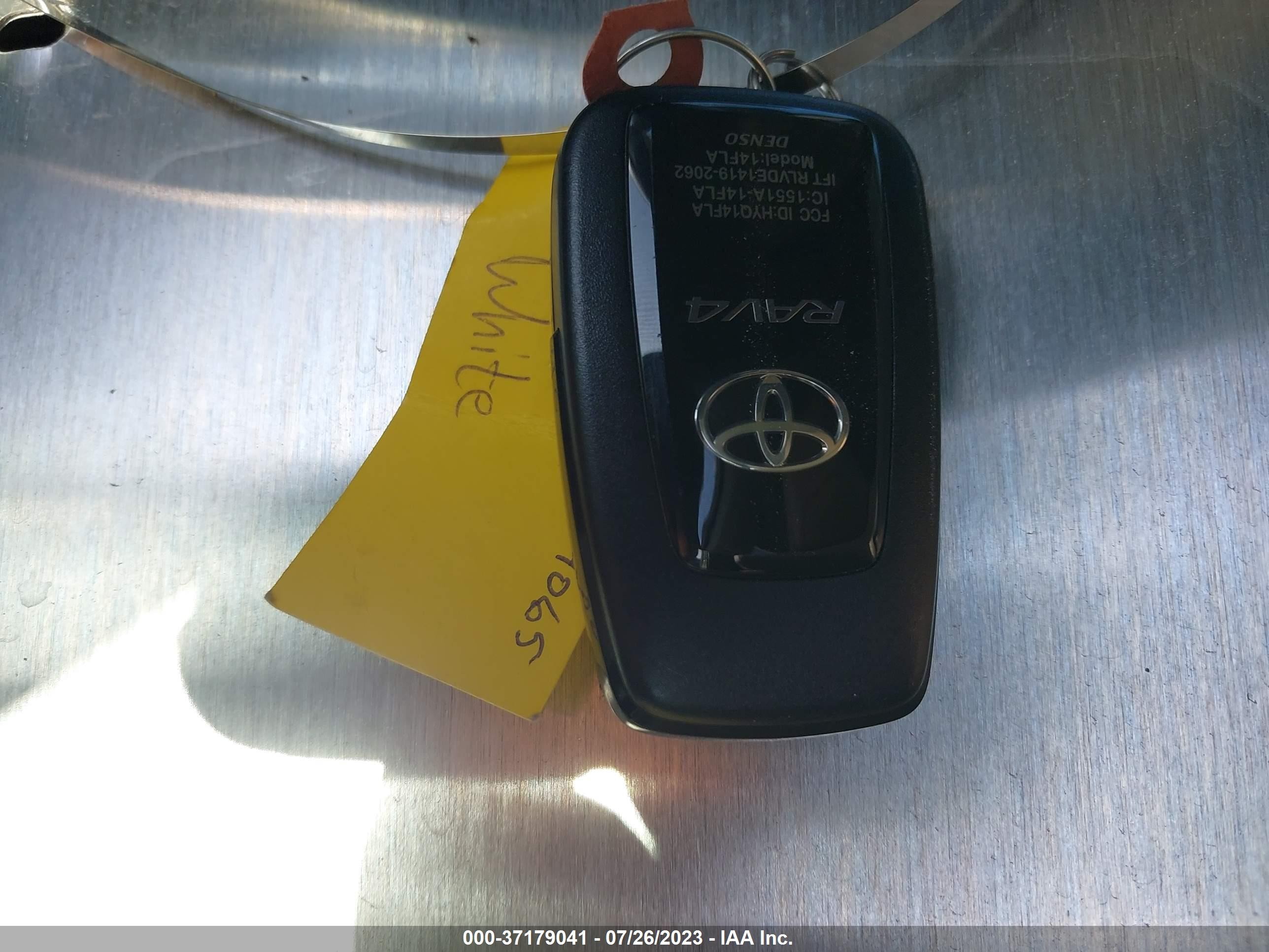 Photo 10 VIN: JTMC1RFV0PD102063 - TOYOTA RAV 4 