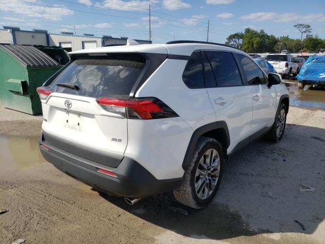 Photo 3 VIN: JTMC1RFV6KD020735 - TOYOTA RAV4 XLE P 