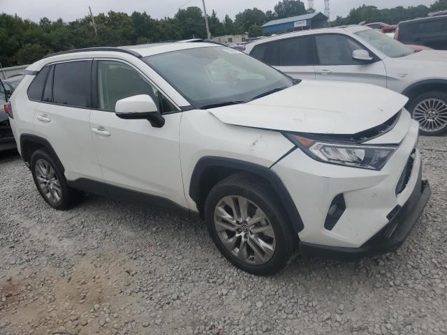 Photo 3 VIN: JTMC1RFV8MD080129 - TOYOTA RAV4 XLE P 