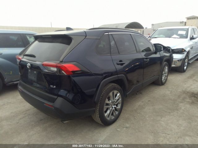 Photo 3 VIN: JTMC1RFVXMD522831 - TOYOTA RAV4 