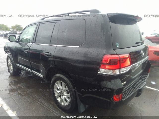 Photo 2 VIN: JTMCY7AJ6J4060929 - TOYOTA LAND CRUISER 