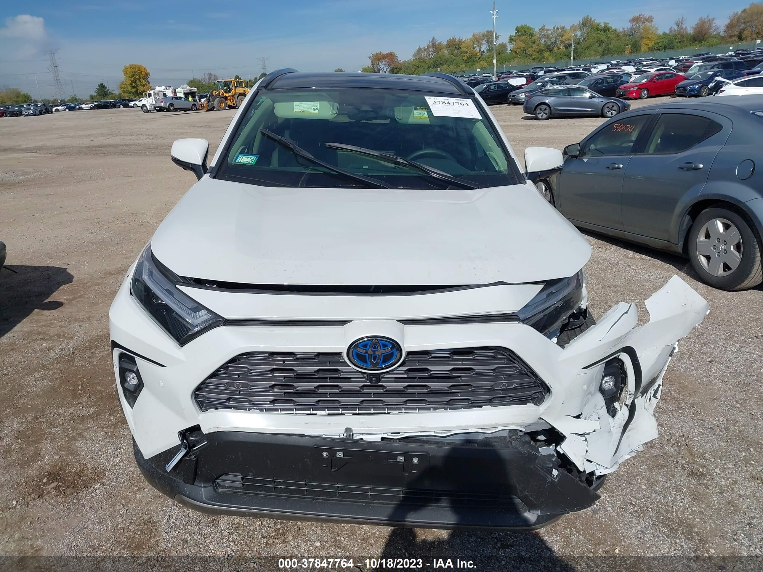 Photo 11 VIN: JTMD6RFV0PD093211 - TOYOTA RAV 4 