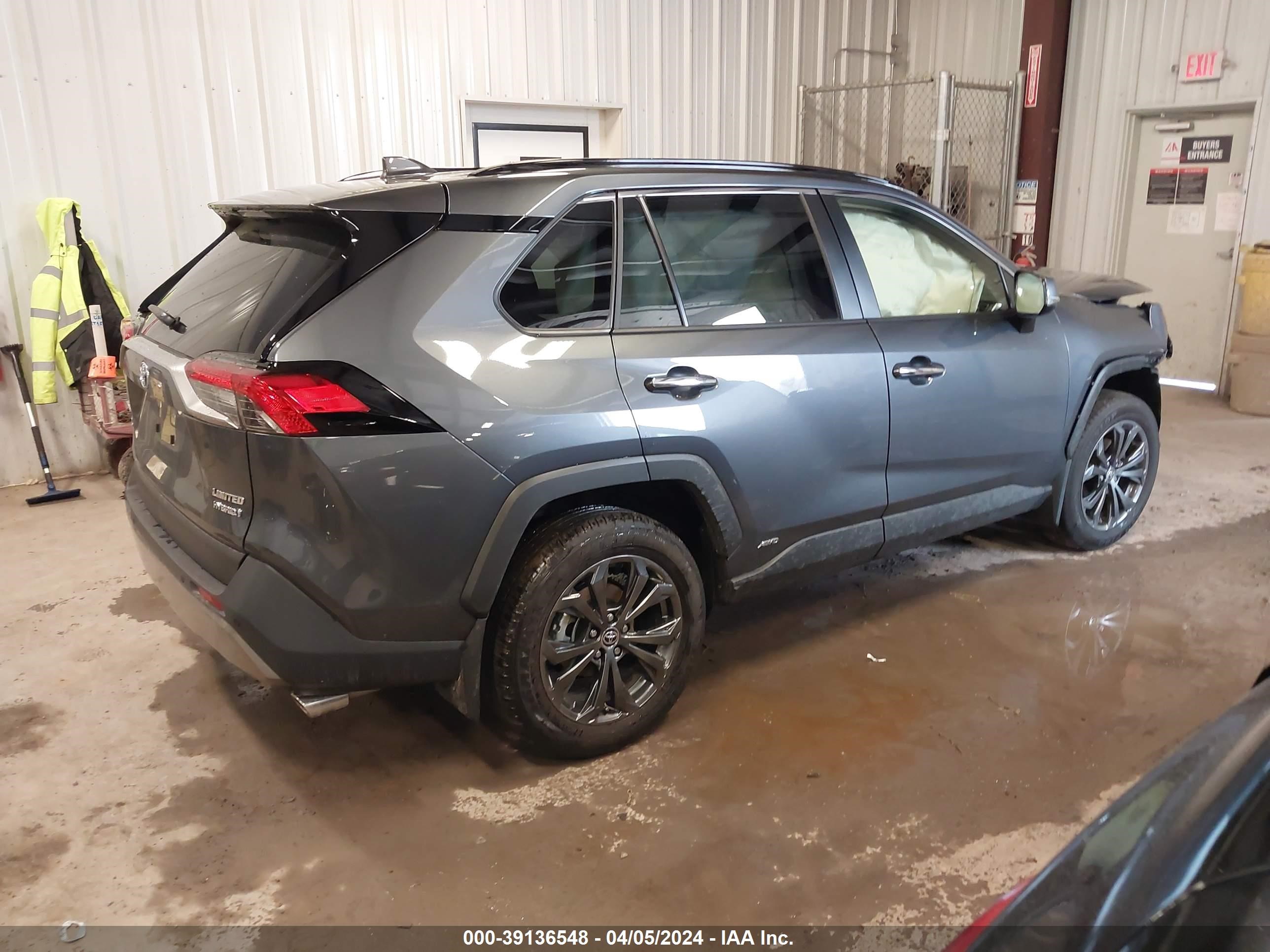 Photo 3 VIN: JTMD6RFV6RD124688 - TOYOTA RAV 4 