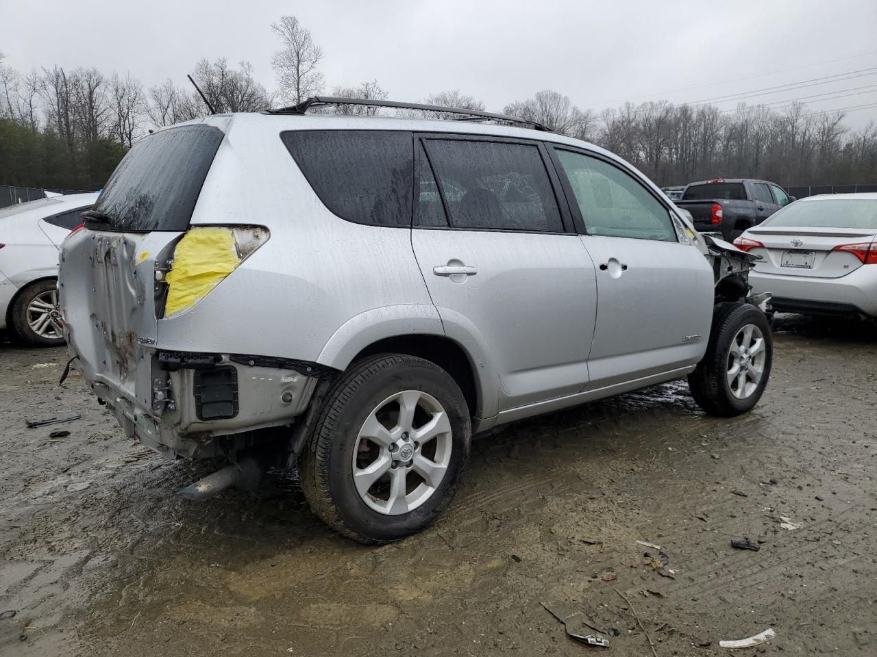 Photo 2 VIN: JTMDF4DV0AD038660 - TOYOTA RAV 4 