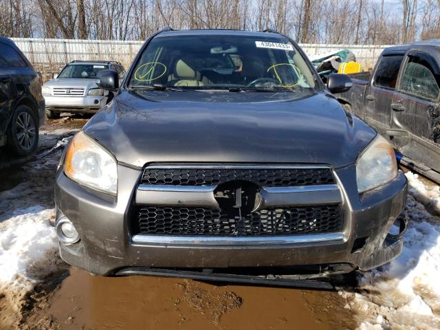 Photo 4 VIN: JTMDF4DV1AD035878 - TOYOTA RAV4 LIMIT 