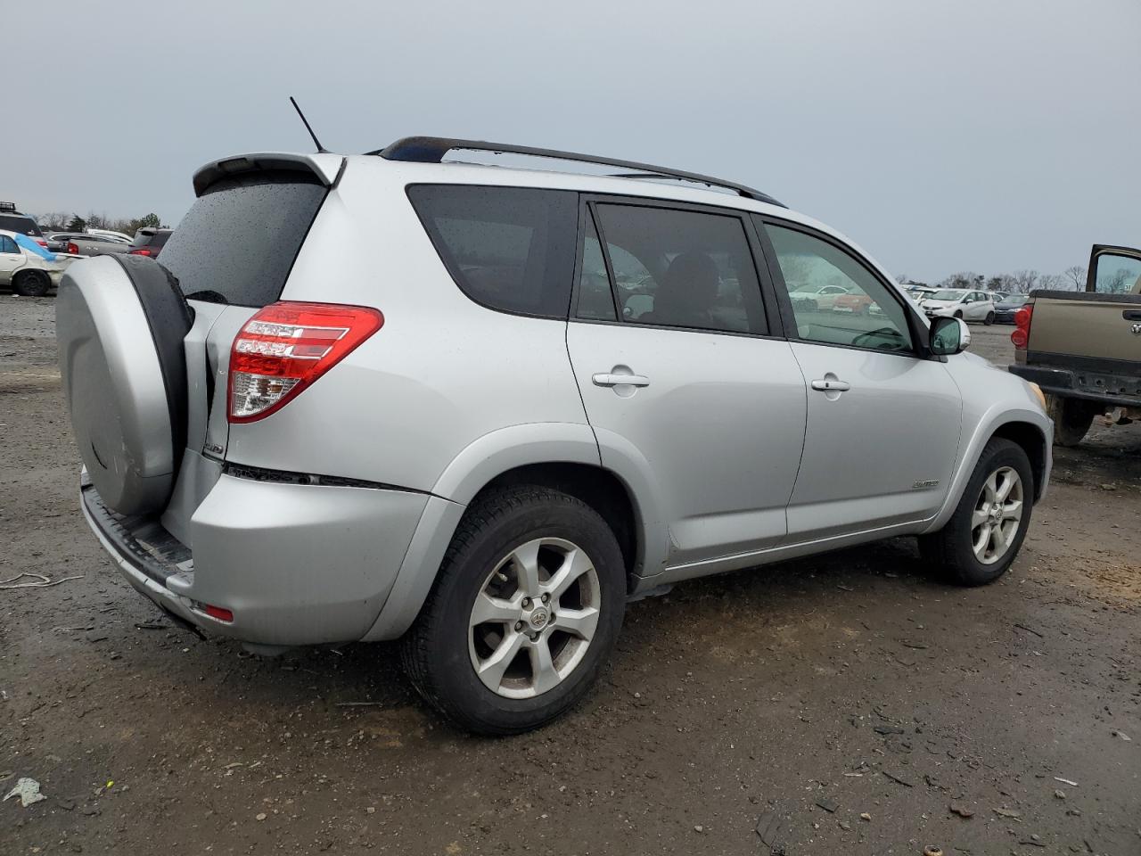 Photo 2 VIN: JTMDF4DV3AD021321 - TOYOTA RAV 4 