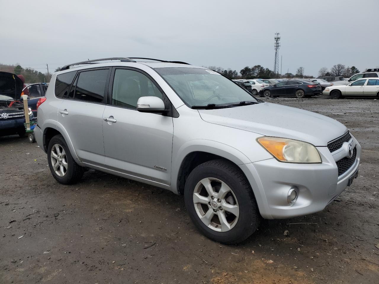 Photo 3 VIN: JTMDF4DV3AD021321 - TOYOTA RAV 4 