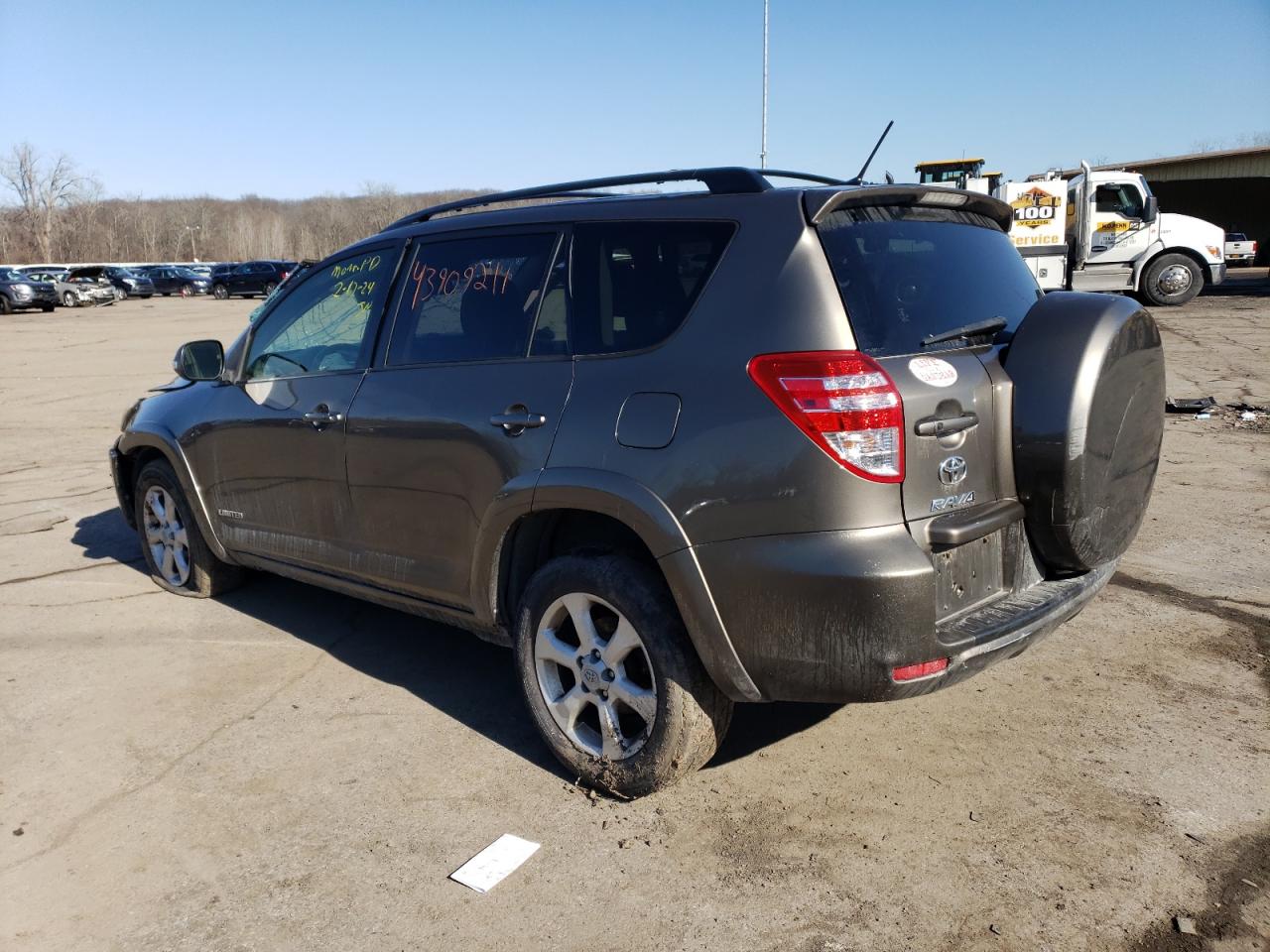 Photo 1 VIN: JTMDF4DV3CD044777 - TOYOTA RAV 4 