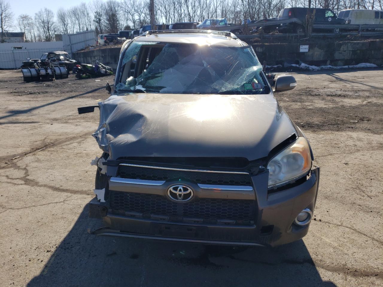 Photo 4 VIN: JTMDF4DV3CD044777 - TOYOTA RAV 4 