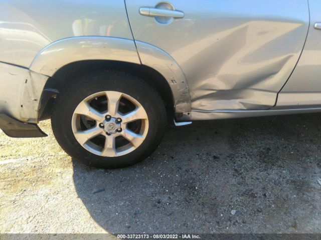 Photo 5 VIN: JTMDF4DV5AD034605 - TOYOTA RAV4 