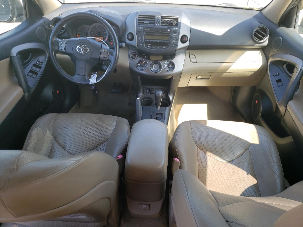 Photo 7 VIN: JTMDF4DV9A5019860 - TOYOTA RAV 4 