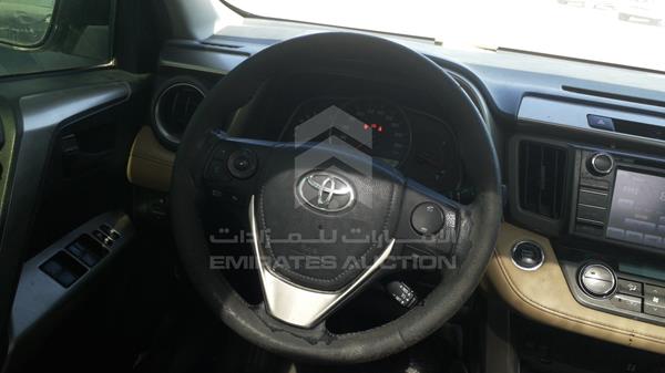 Photo 13 VIN: JTMDF4EV4FD123832 - TOYOTA RAV 4 