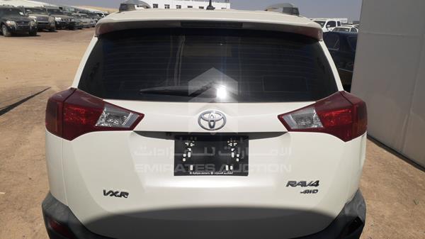 Photo 7 VIN: JTMDF4EV4FD123832 - TOYOTA RAV 4 