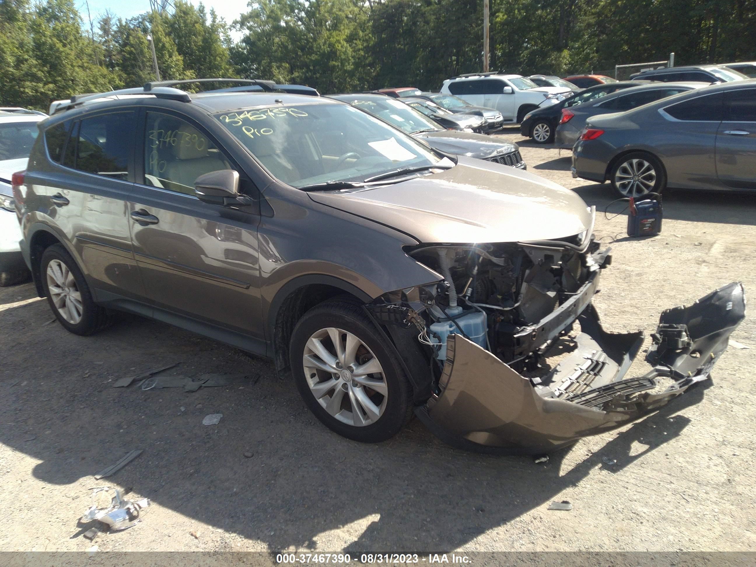 Photo 0 VIN: JTMDFREV0DD031305 - TOYOTA RAV 4 