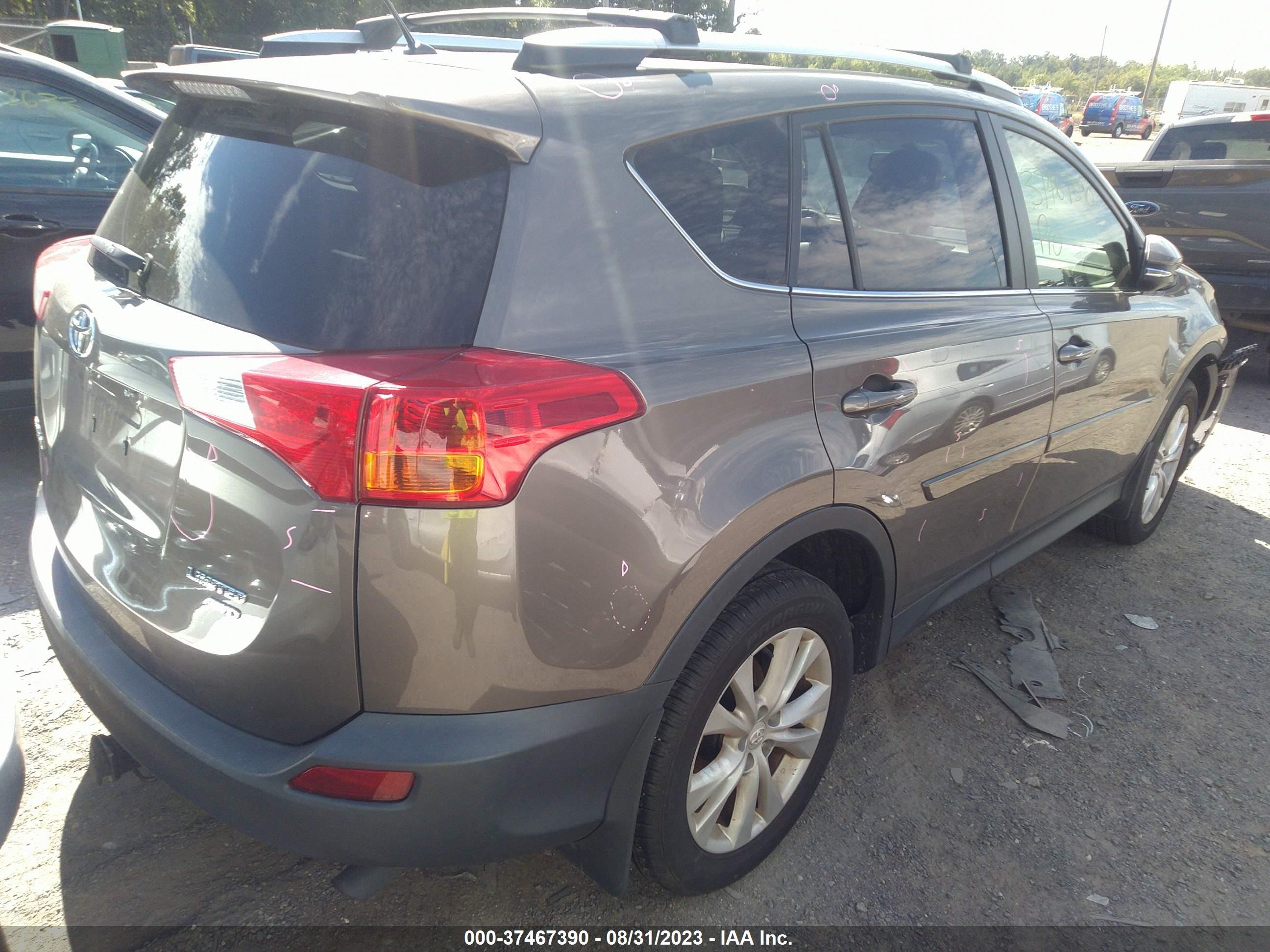 Photo 3 VIN: JTMDFREV0DD031305 - TOYOTA RAV 4 