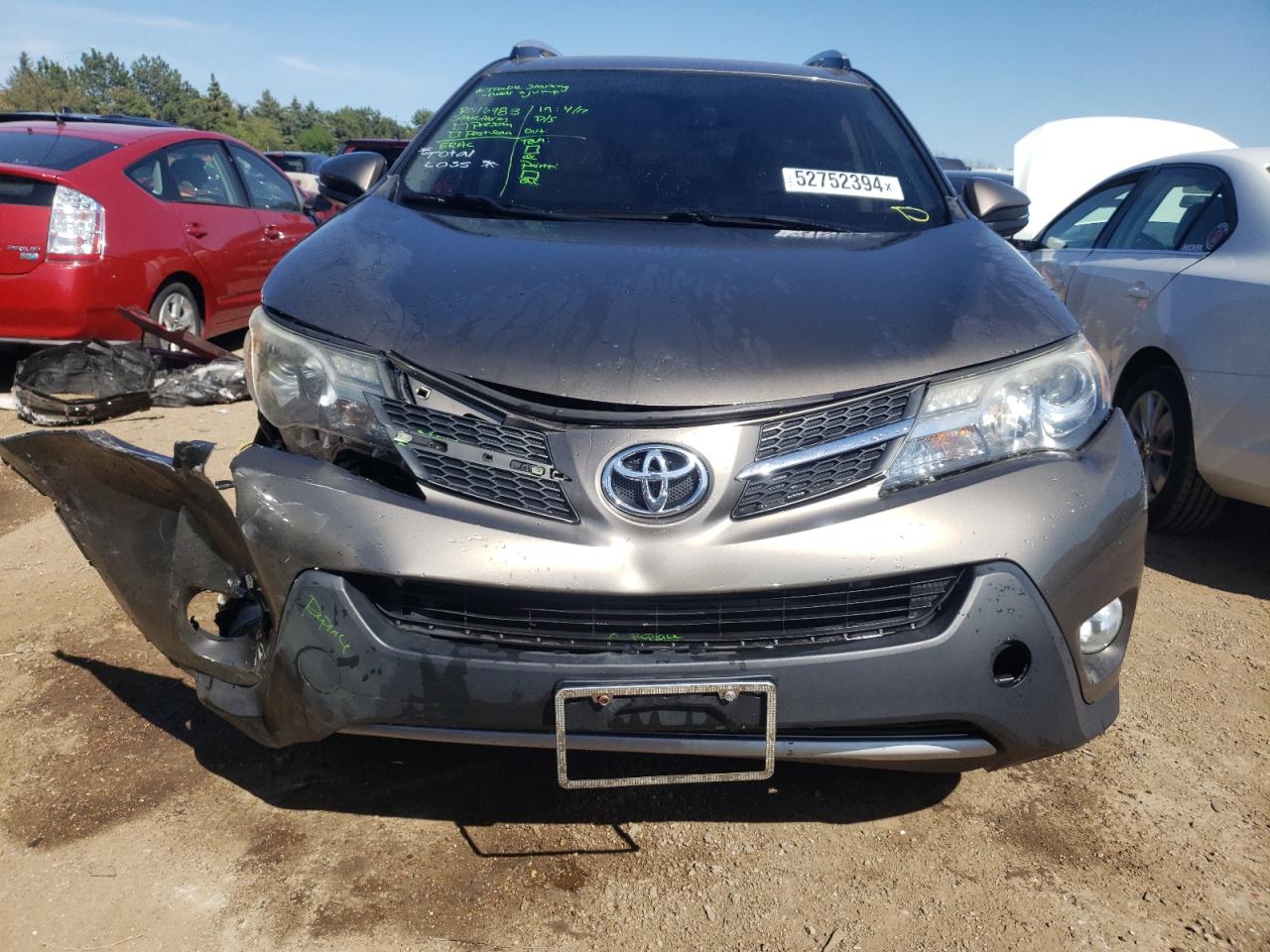 Photo 4 VIN: JTMDFREV1DD026713 - TOYOTA RAV 4 