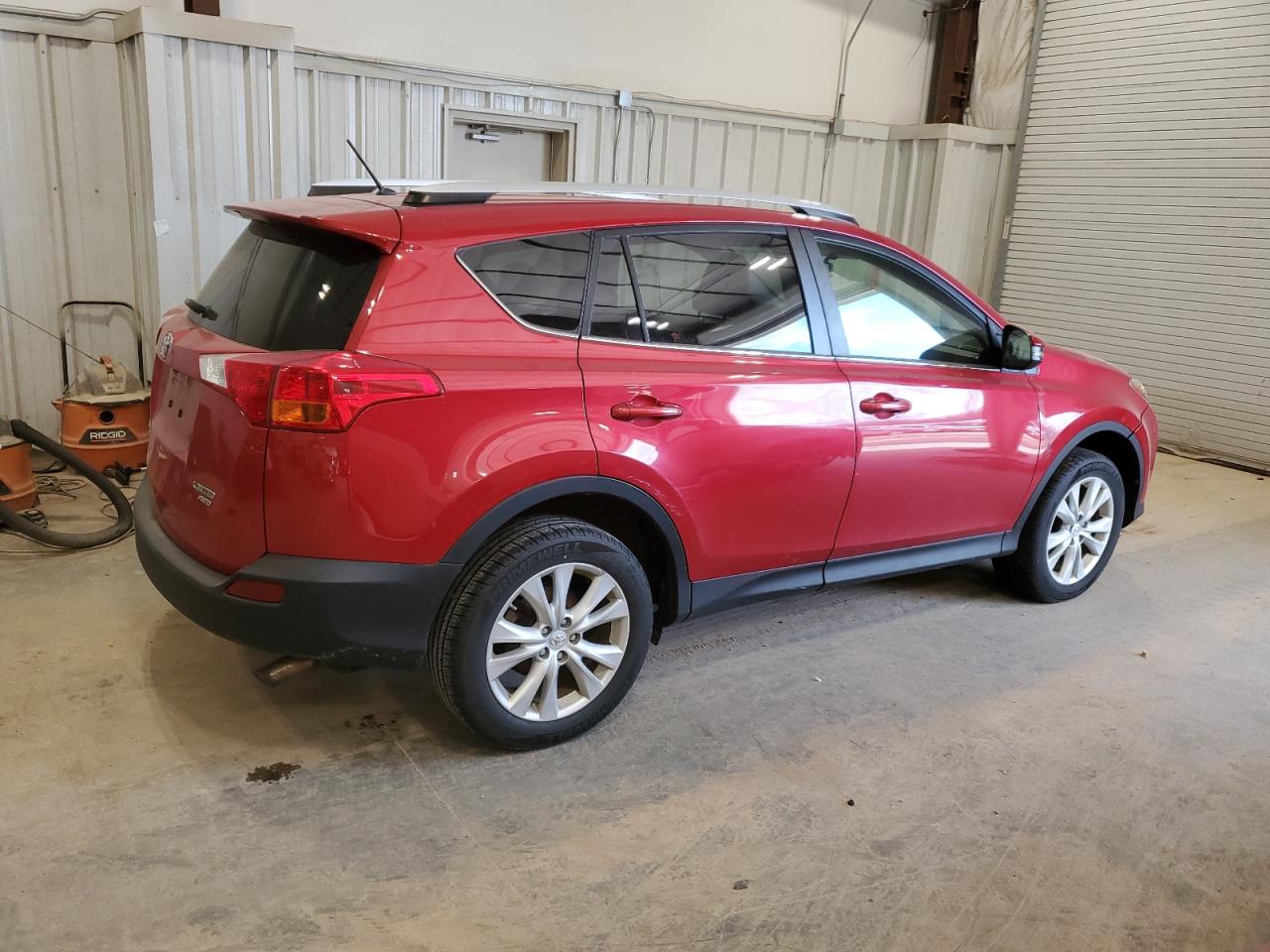 Photo 2 VIN: JTMDFREV3D5003346 - TOYOTA RAV 4 