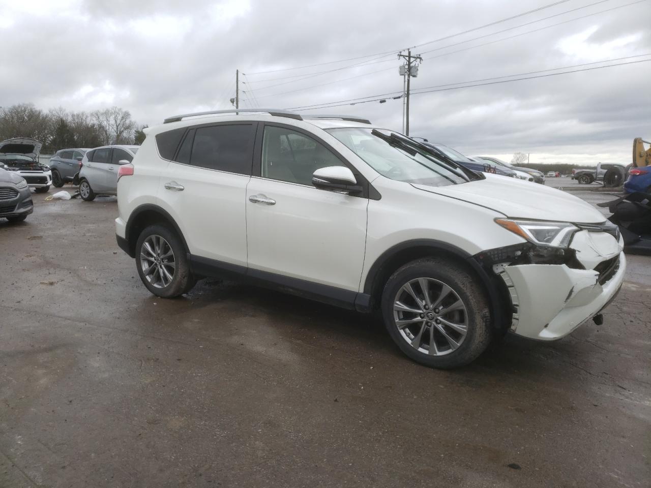 Photo 3 VIN: JTMDFREV3HJ715143 - TOYOTA RAV 4 