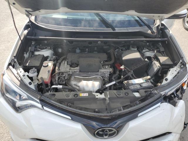 Photo 11 VIN: JTMDFREV3JJ742946 - TOYOTA RAV4 