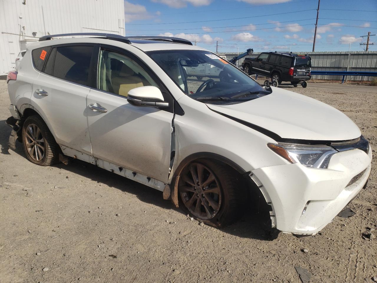 Photo 3 VIN: JTMDFREV4JJ178952 - TOYOTA RAV 4 