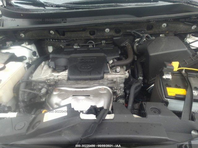 Photo 9 VIN: JTMDFREV5GD192012 - TOYOTA RAV4 