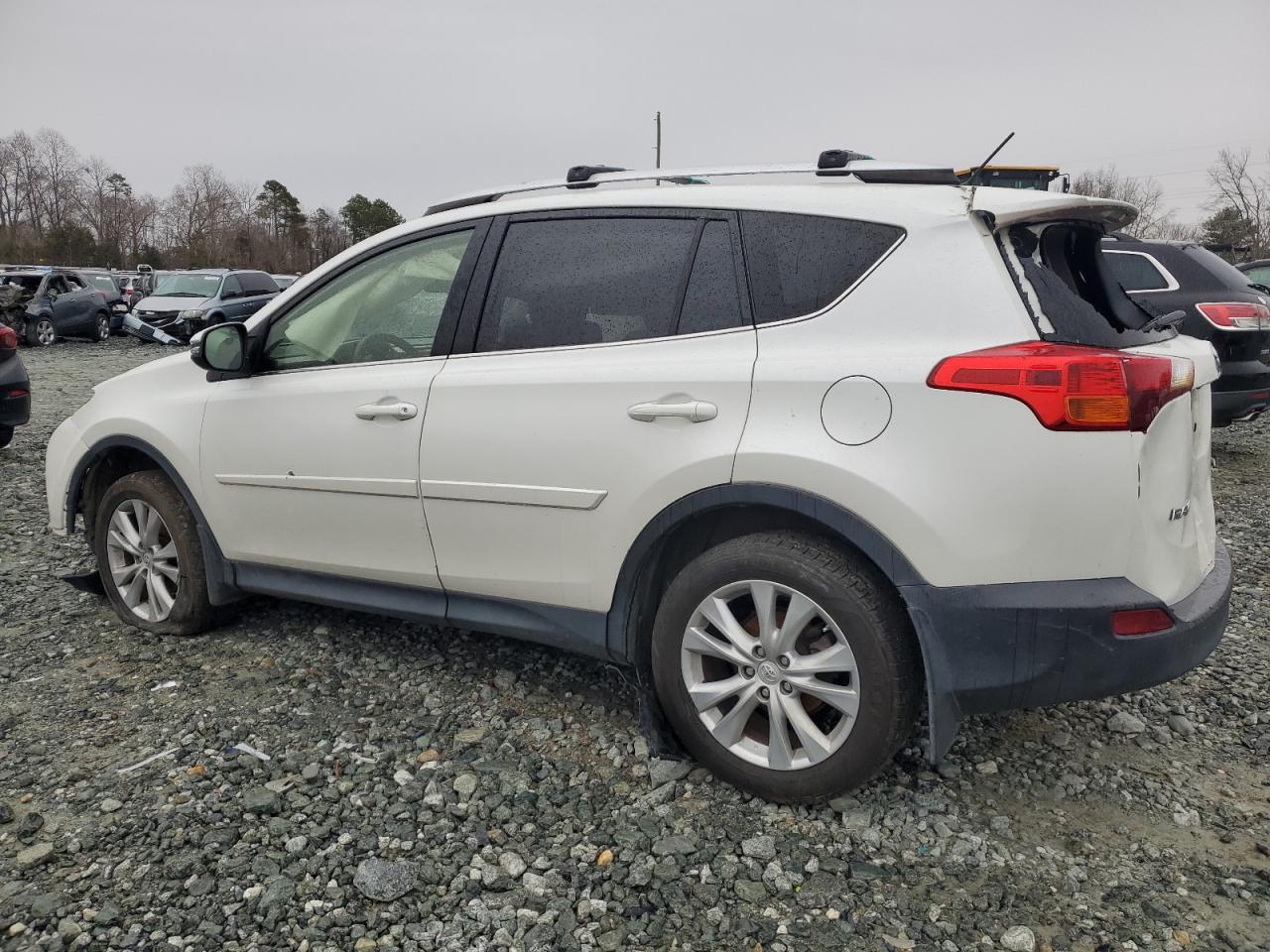 Photo 1 VIN: JTMDFREV6ED095513 - TOYOTA RAV 4 