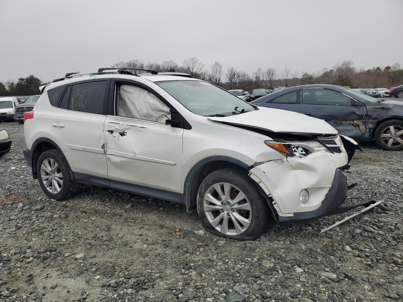 Photo 3 VIN: JTMDFREV6ED095513 - TOYOTA RAV 4 