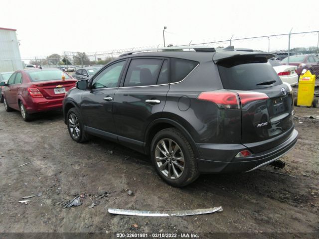 Photo 2 VIN: JTMDFREV6HJ135630 - TOYOTA RAV4 