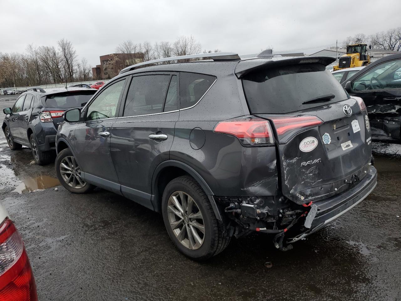 Photo 1 VIN: JTMDFREV6HJ705951 - TOYOTA RAV 4 