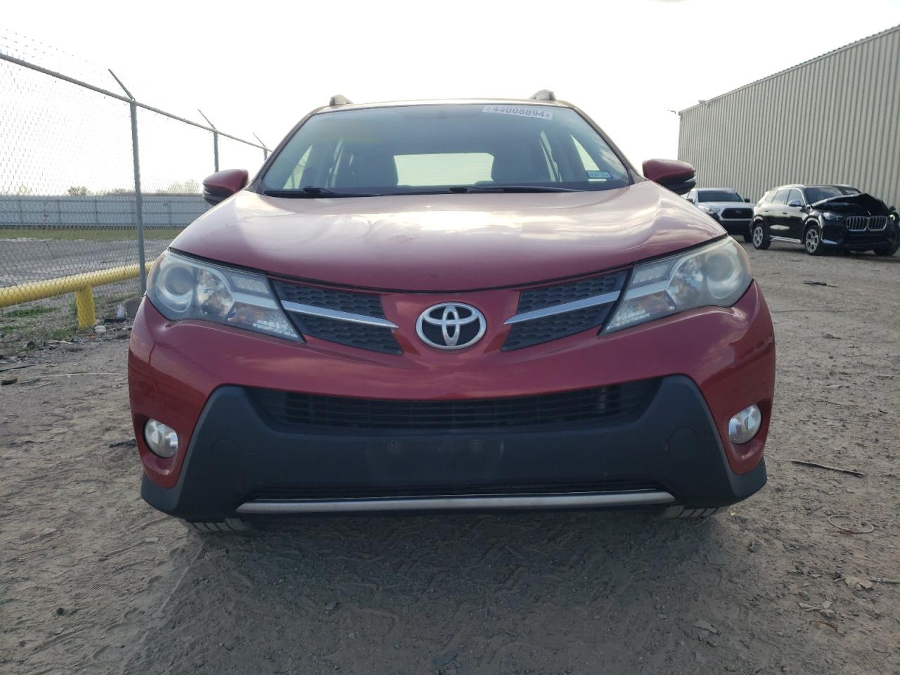 Photo 4 VIN: JTMDFREV7FD154098 - TOYOTA RAV 4 