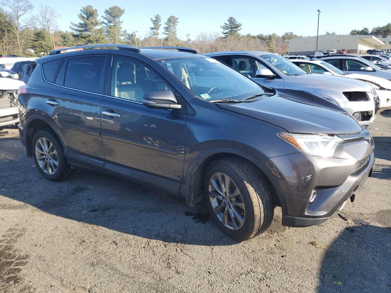 Photo 3 VIN: JTMDFREV9HJ174695 - TOYOTA RAV 4 