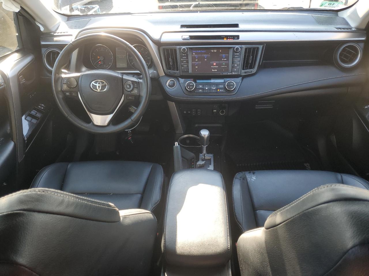 Photo 7 VIN: JTMDFREV9HJ174695 - TOYOTA RAV 4 