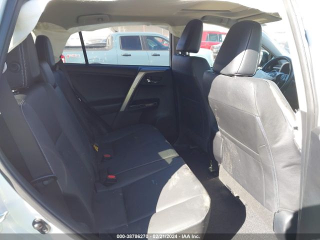 Photo 7 VIN: JTMDFREVXJJ717235 - TOYOTA RAV4 