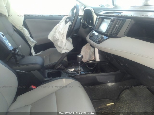 Photo 4 VIN: JTMDJREV2GD015321 - TOYOTA RAV4 