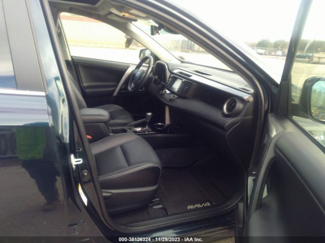 Photo 4 VIN: JTMDJREV4HD141200 - TOYOTA RAV4 HYBRID 