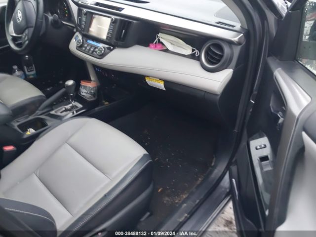 Photo 4 VIN: JTMDJREV4JD254019 - TOYOTA RAV4 HYBRID 