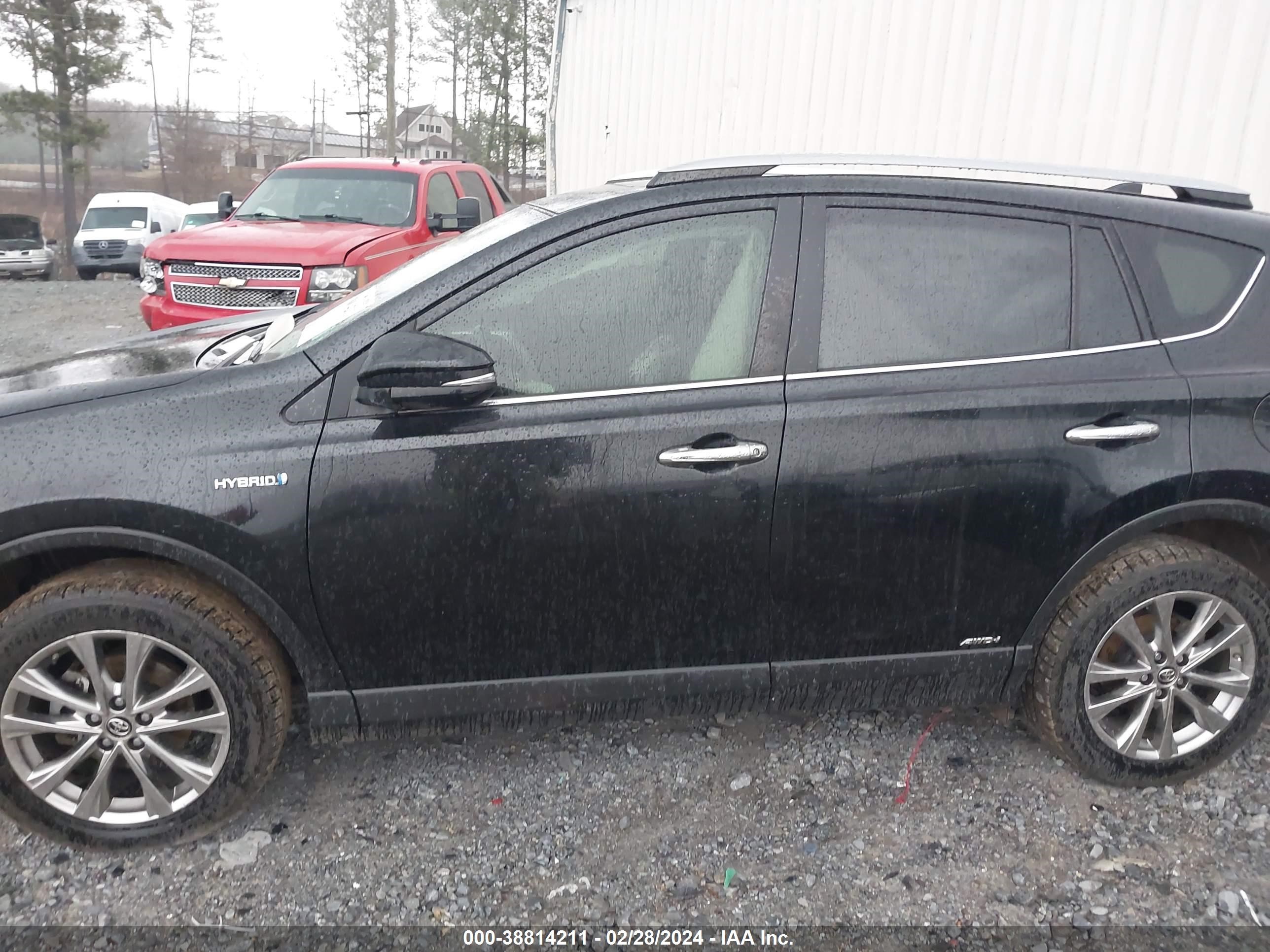 Photo 13 VIN: JTMDJREV6HD133227 - TOYOTA RAV 4 