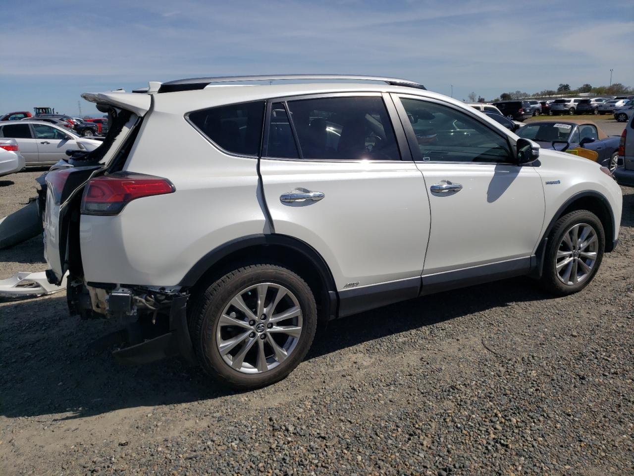 Photo 2 VIN: JTMDJREV6JD163818 - TOYOTA RAV 4 