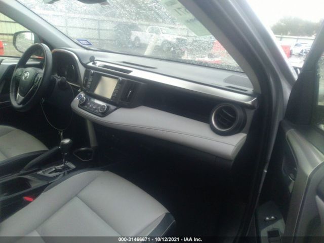 Photo 4 VIN: JTMDJREV7HD150358 - TOYOTA RAV4 HYBRID 