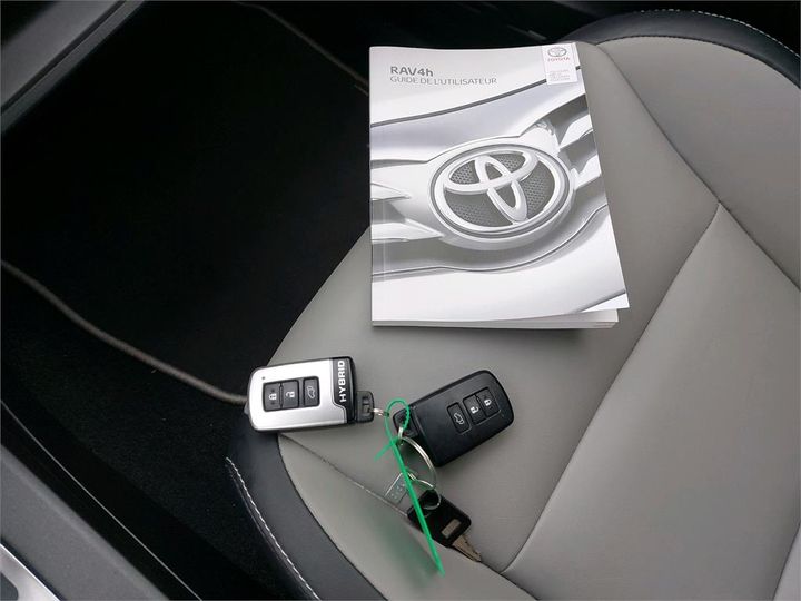 Photo 16 VIN: JTMDJREV80D230224 - TOYOTA RAV4 HYBRIDE 