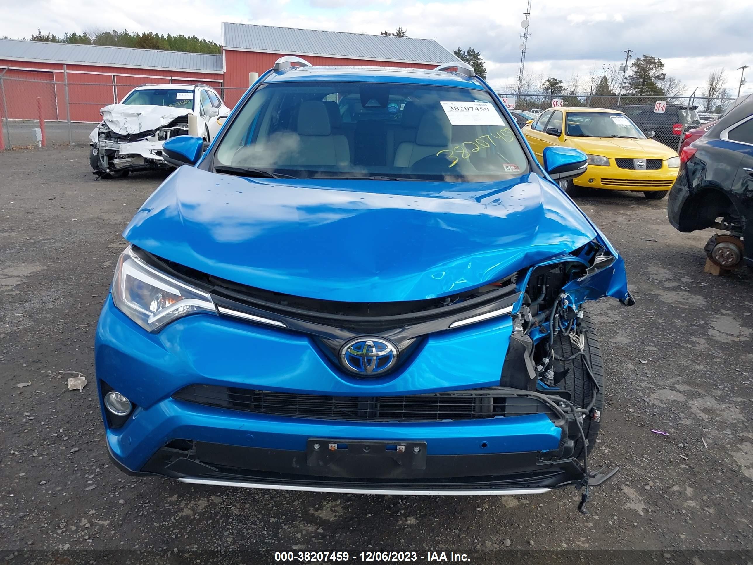 Photo 11 VIN: JTMDJREV8GD033550 - TOYOTA RAV 4 