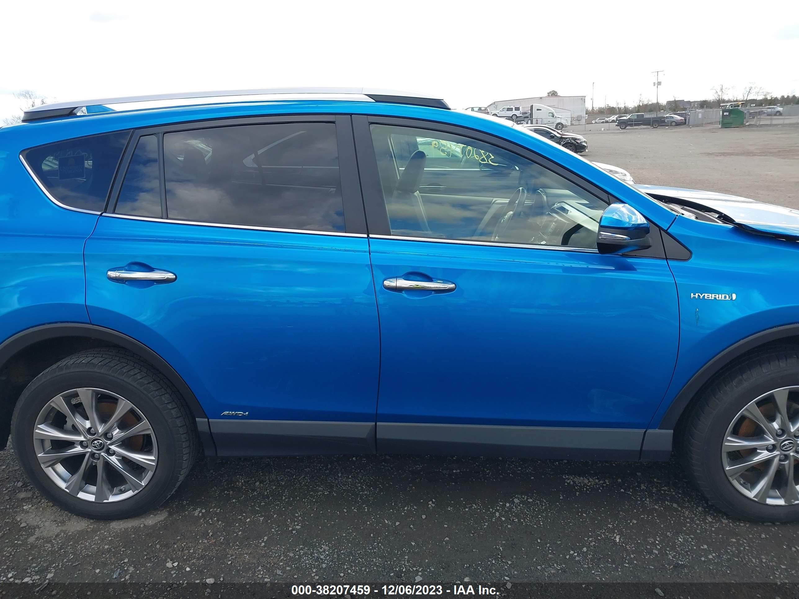 Photo 12 VIN: JTMDJREV8GD033550 - TOYOTA RAV 4 