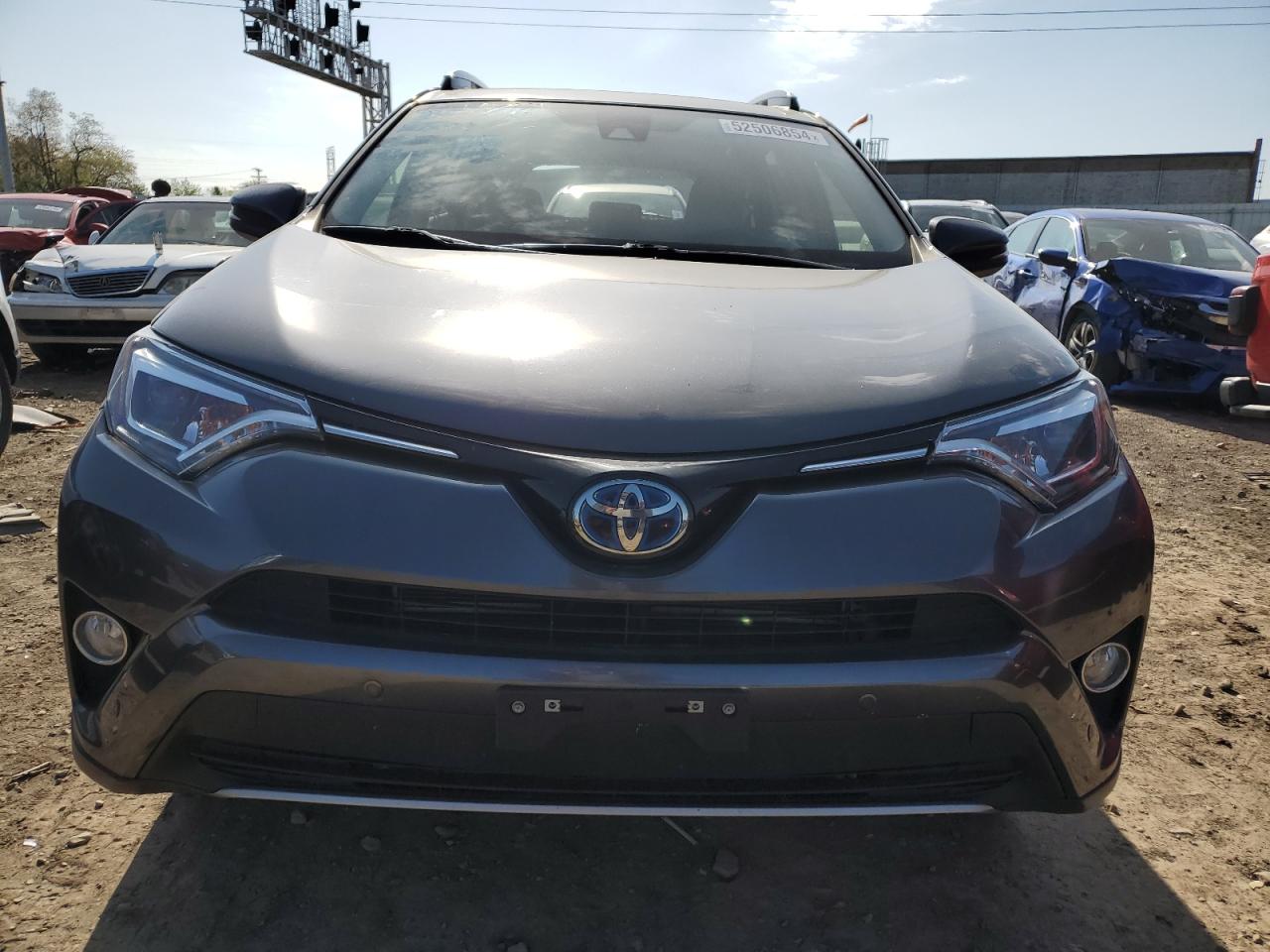 Photo 4 VIN: JTMDJREV8HD143368 - TOYOTA RAV 4 