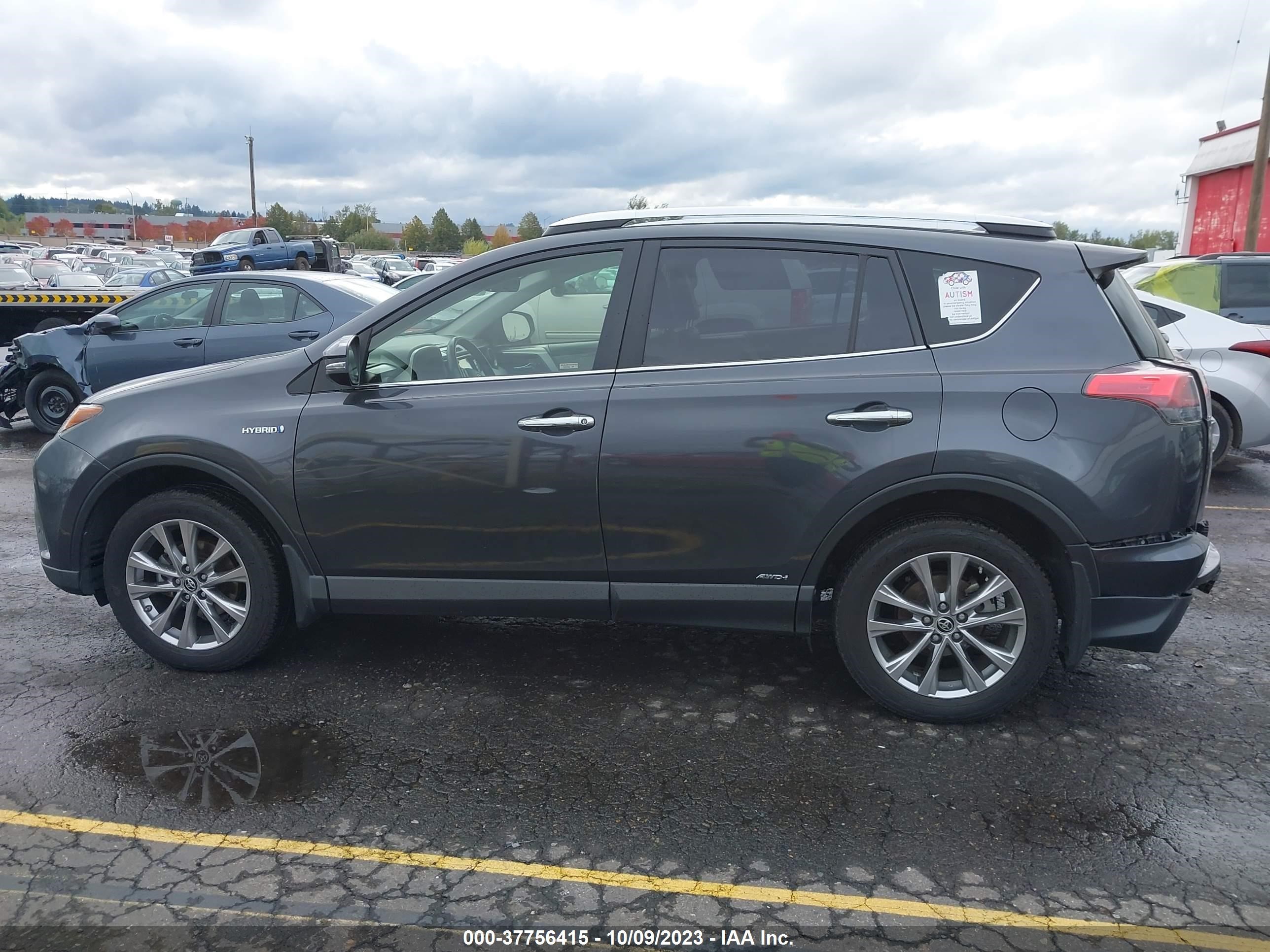 Photo 13 VIN: JTMDJREV9GD026087 - TOYOTA RAV 4 