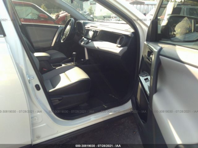 Photo 4 VIN: JTMDJREVXHD069208 - TOYOTA RAV4 HYBRID 