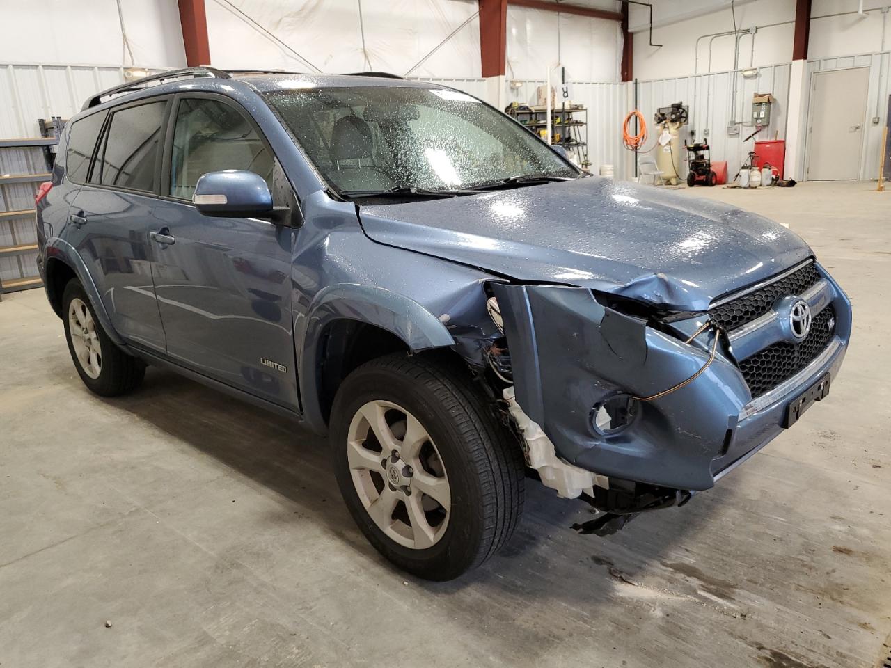 Photo 3 VIN: JTMDK4DV5A5089609 - TOYOTA RAV 4 