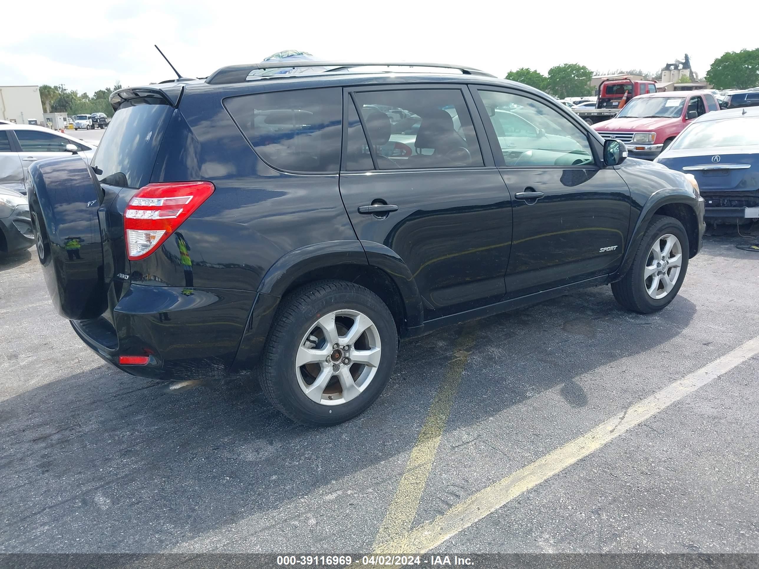 Photo 3 VIN: JTMDK4DV6AD016142 - TOYOTA RAV 4 